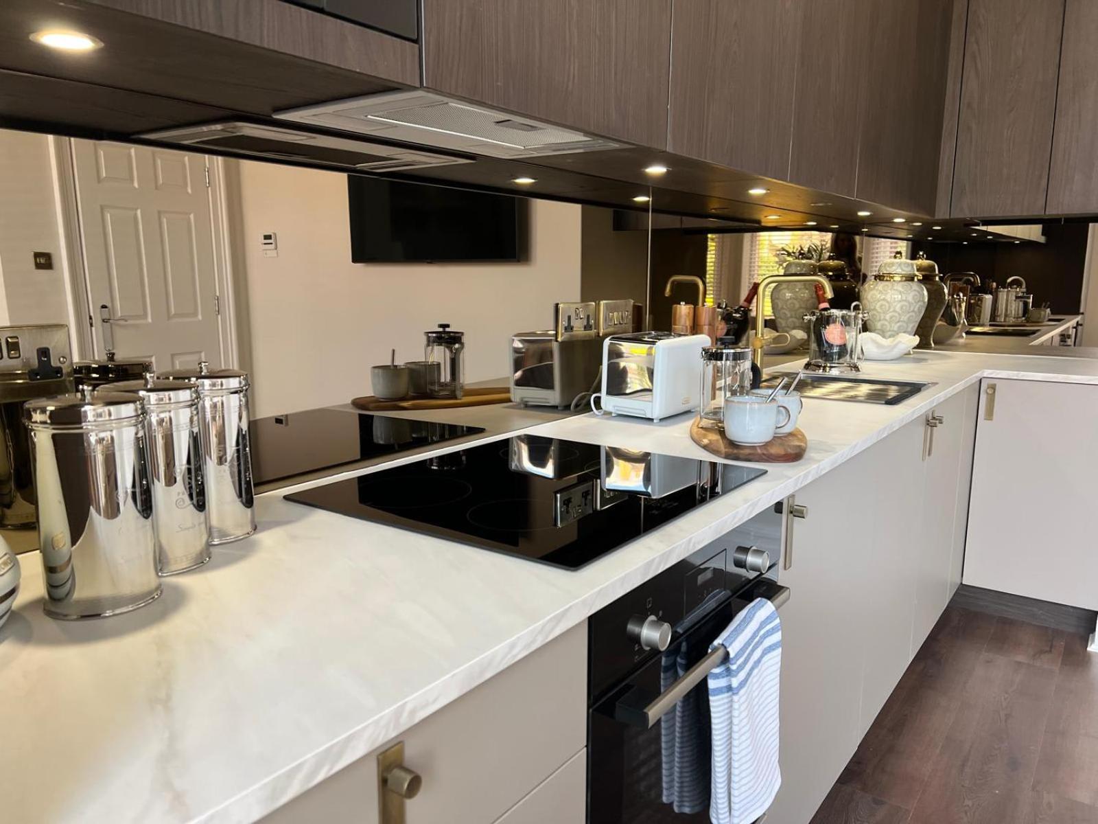 Apartment Bespoke One Bed By Sefton Park Sleeps 4
